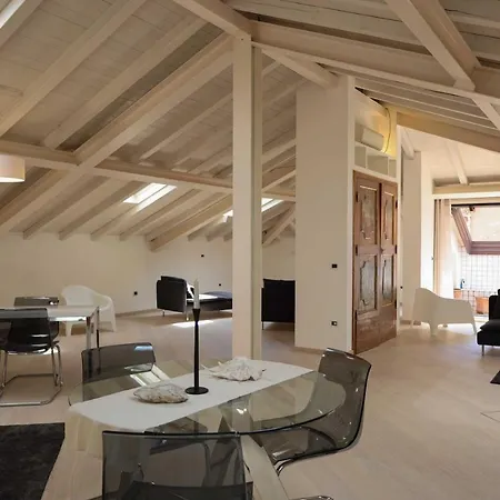 Apartment D'azeglio Light - The Place *