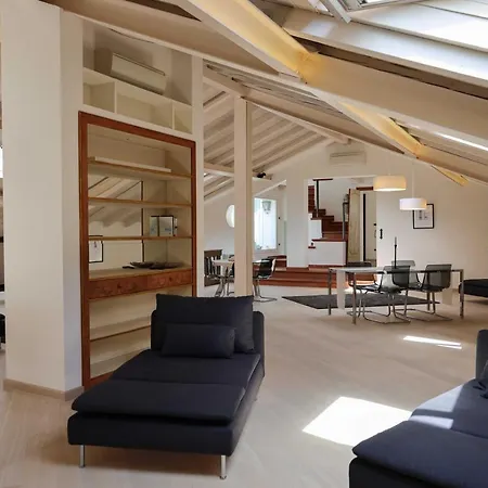 Apartment D'azeglio Light - The Place *